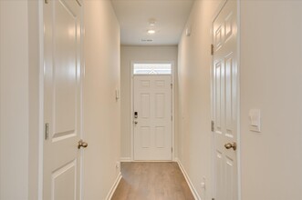 5148 Captain Dr in Grovetown, GA - Building Photo - Building Photo