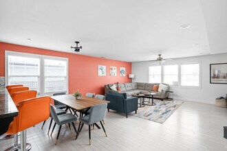 325 Sanders St in Indianapolis, IN - Building Photo - Building Photo