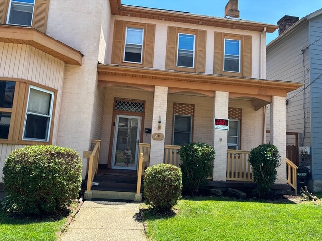 215 5th Ave
