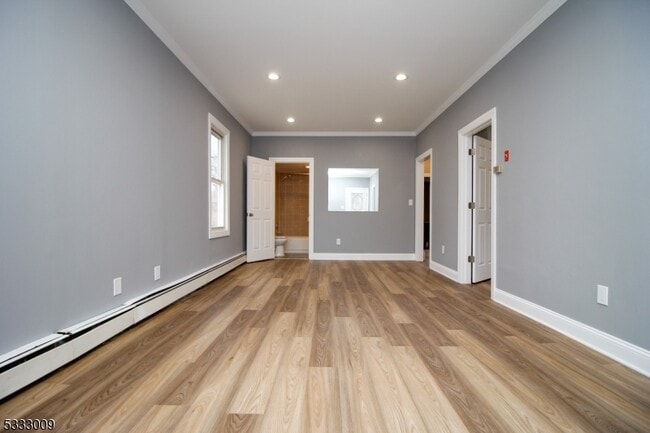 75 W Flagge St in Rockaway, NJ - Foto de edificio - Building Photo