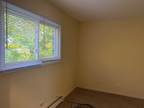 872 N Milwaukee Ave in Libertyville, IL - Building Photo - Building Photo