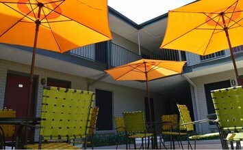 2707 Shelby Ave-Unit -107 in Dallas, TX - Building Photo - Building Photo