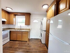 107 Bogambilia St in Mission, TX - Building Photo - Building Photo