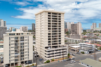 H&M Apartments in Honolulu, HI - Foto de edificio - Building Photo