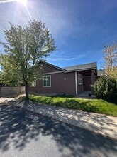 20067 Mt Faith Pl in Bend, OR - Building Photo - Building Photo