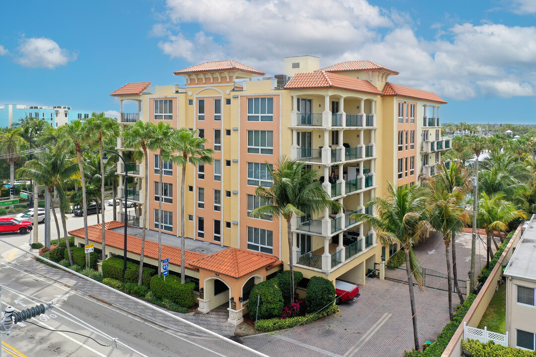 Puerta Del Sol in Deerfield Beach, FL - Building Photo