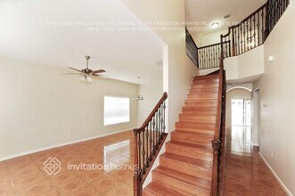 11216 Lake Lanier Dr in Riverview, FL - Foto de edificio - Building Photo