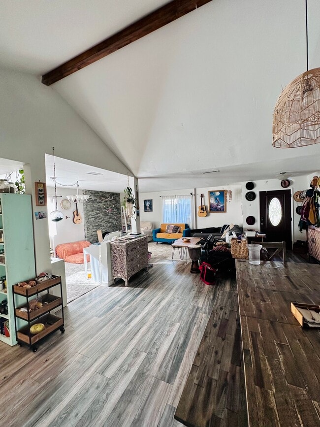 property at 3823 Via Del Conquistador