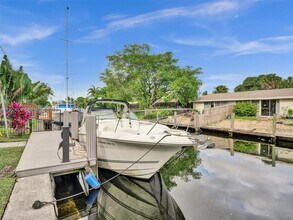 937 SW 17th St in Fort Lauderdale, FL - Building Photo - Building Photo