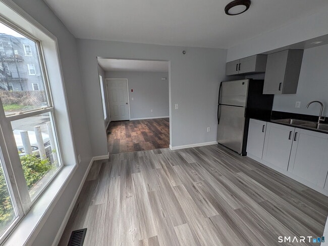 619 Shelton St in Bridgeport, CT - Building Photo - Building Photo