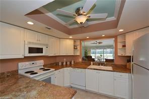 6260 Bellerive Ave-Unit -4-407 in Naples, FL - Foto de edificio - Building Photo