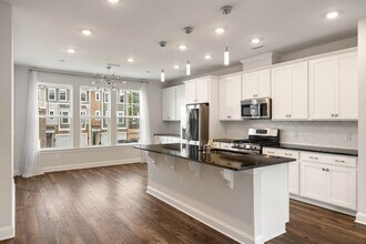 1015 Falling Rock Pl in Durham, NC - Building Photo - Building Photo