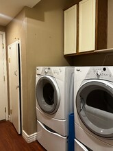 916 E Bob Barney Ct in North Las Vegas, NV - Building Photo - Building Photo