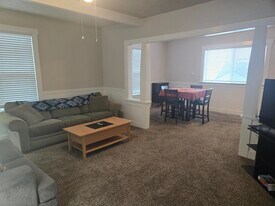 R and B Properties in Bremerton, WA - Building Photo