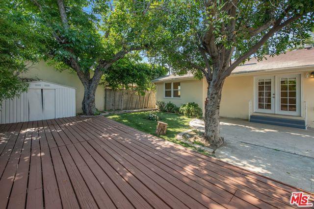 property at 15328 Vose St