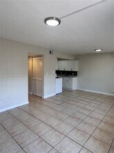 2324 Madison St in Hollywood, FL - Building Photo - Building Photo