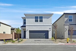 8124 Rockflower St in Las Vegas, NV - Building Photo