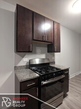 711 W Brompton Ave in Chicago, IL - Building Photo - Building Photo