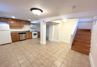 1623 Tremont St, Unit 1 in Boston, MA - Building Photo - Building Photo