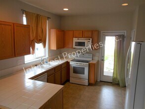 1125 3rd St NW in Salem, OR - Building Photo - Building Photo