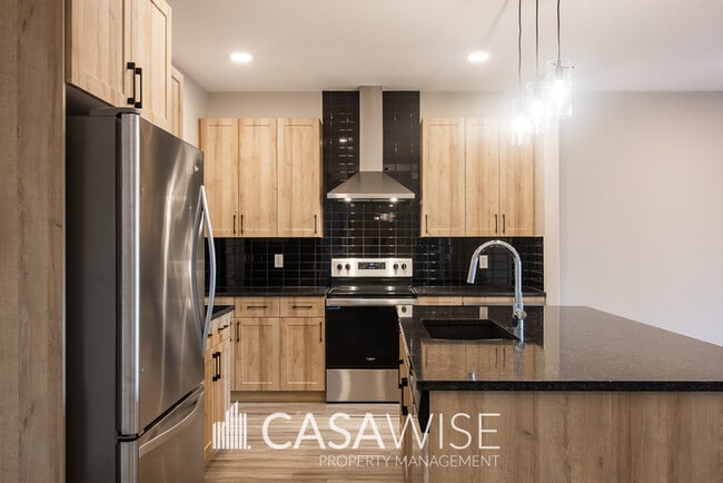 property at 7811 Yorke Rd