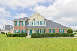 1945 Caviness St in Fayetteville, NC - Building Photo - Building Photo