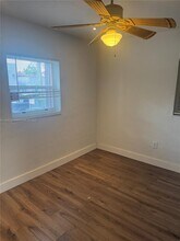 1020 SW 5th St in Miami, FL - Building Photo - Building Photo