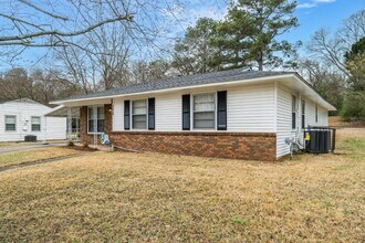 1216 Beechdale Rd in Montgomery, AL - Building Photo - Building Photo