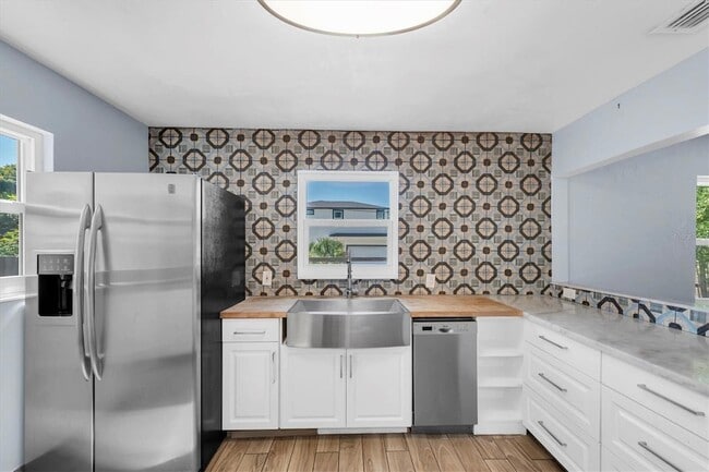 1101 28th St N in St. Petersburg, FL - Building Photo - Building Photo