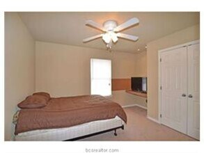 1502 Rock Hollow Loop in Bryan, TX - Building Photo - Building Photo