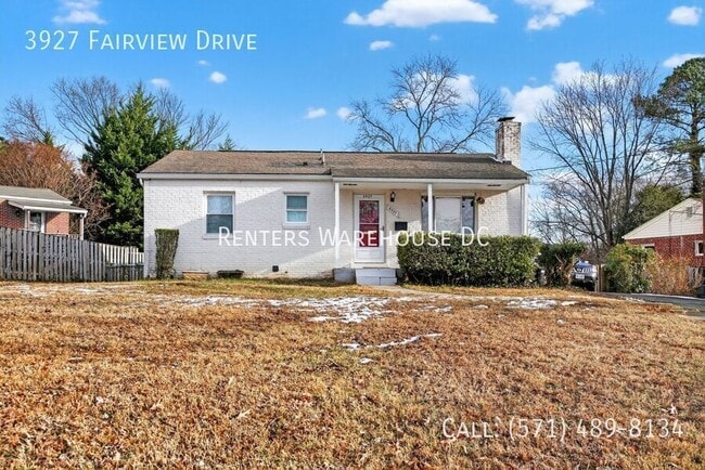 property at 3927 Fairview Dr