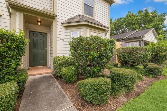 1703 Redwing Pines Dr in Houston, TX - Building Photo - Building Photo