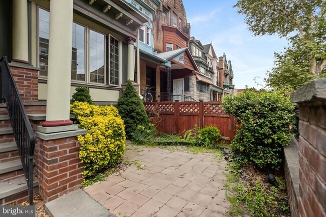 4441 Spruce St in Philadelphia, PA - Building Photo - Building Photo