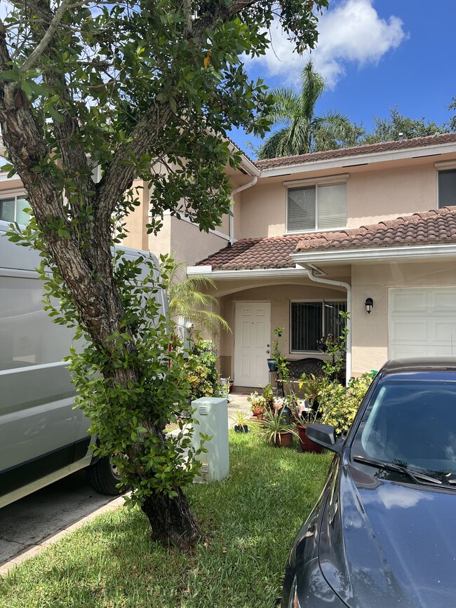 property at 4942 Garden Ct