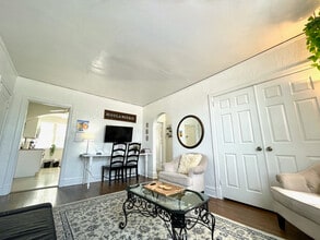 6653 Berthold Ave in St. Louis, MO - Building Photo - Building Photo