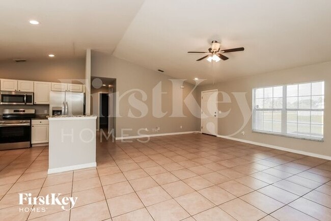 6218 Barrel St in Port Charlotte, FL - Building Photo - Building Photo