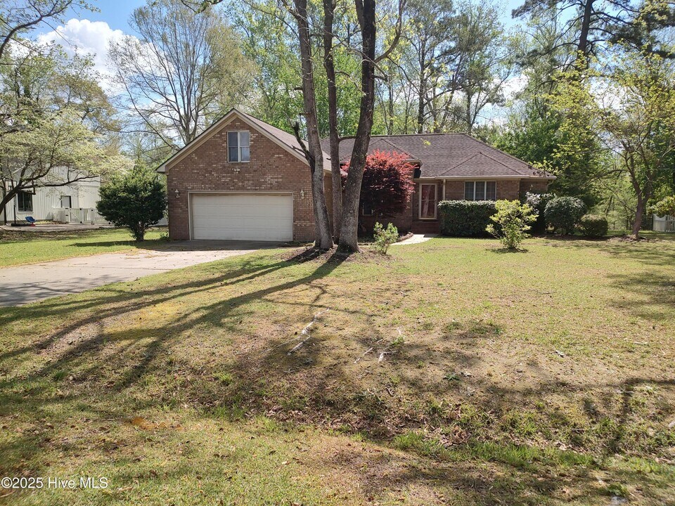 131 Norbury Dr in New Bern, NC - Building Photo