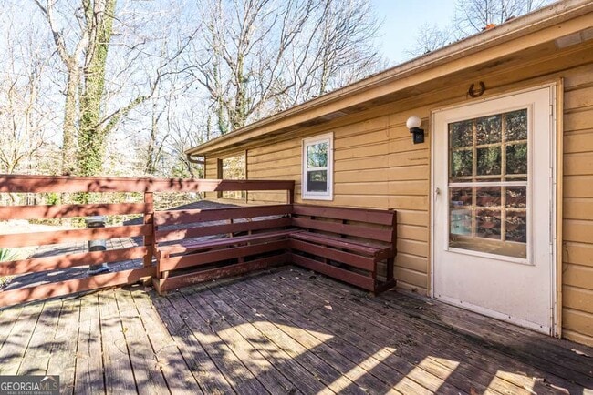 property at 1570 Spring Ln NW