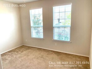 2212 Buelingo Ln in Fort Worth, TX - Building Photo - Building Photo