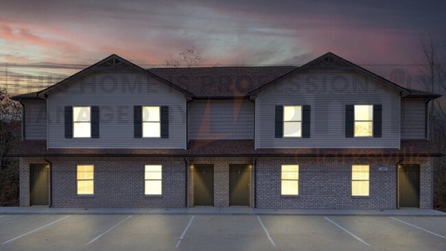 107 Smithson Ln in Clarksville, TN - Foto de edificio - Building Photo