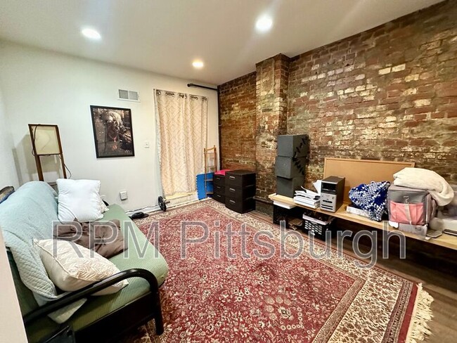 property at 1934 Huron St