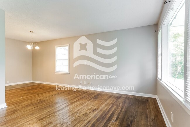 620 Glen Crest Dr in Fairfield, AL - Foto de edificio - Building Photo