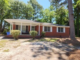 4101 Coventry Rd in Fayetteville, NC - Building Photo