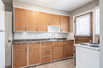 Eagle Point Townhomes in Dubuque, IA - Foto de edificio - Interior Photo