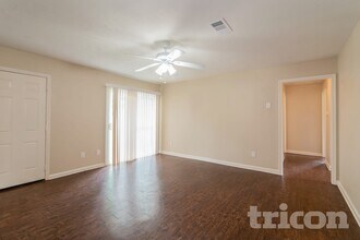 5234 Jorns St in Houston, TX - Building Photo - Building Photo