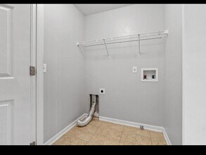 2357 Bayrose Cir in East Point, GA - Building Photo - Building Photo
