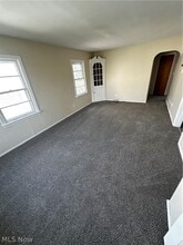 1234 Sackett Ave in Cuyahoga Falls, OH - Building Photo - Building Photo