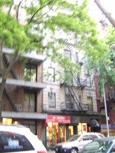 236-238 E 78th St in New York, NY - Foto de edificio - Building Photo