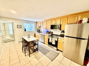29 Charter St, Unit 2 in Boston, MA - Foto de edificio - Building Photo
