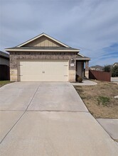 100 McFarland St in Georgetown, TX - Building Photo - Building Photo